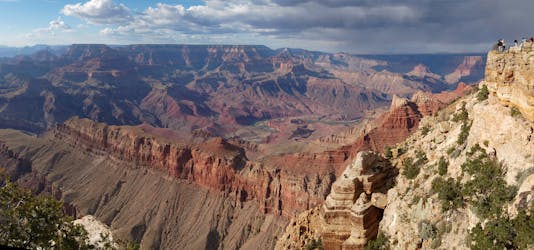 Journée Colours and Canyons au Grand Canyon avec tour en hélicoptère au départ de Phoenix